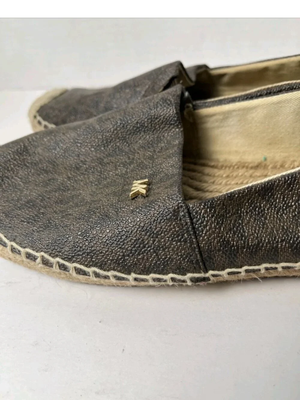 Michael Kors MK Logo Brown Espadrille Flats Size 8.5M